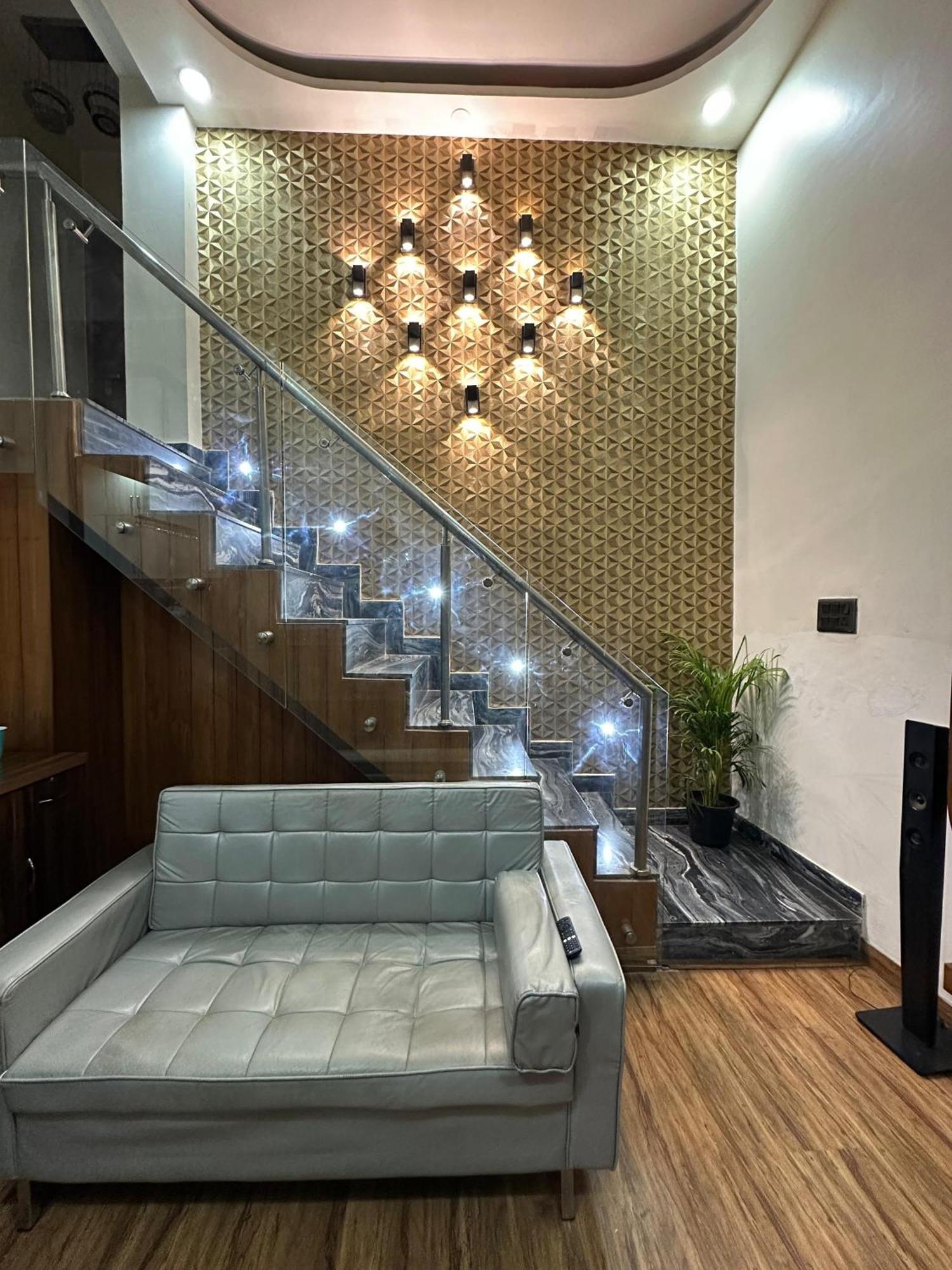 Kutir-greater Kailash-1 South Delhi Homestay