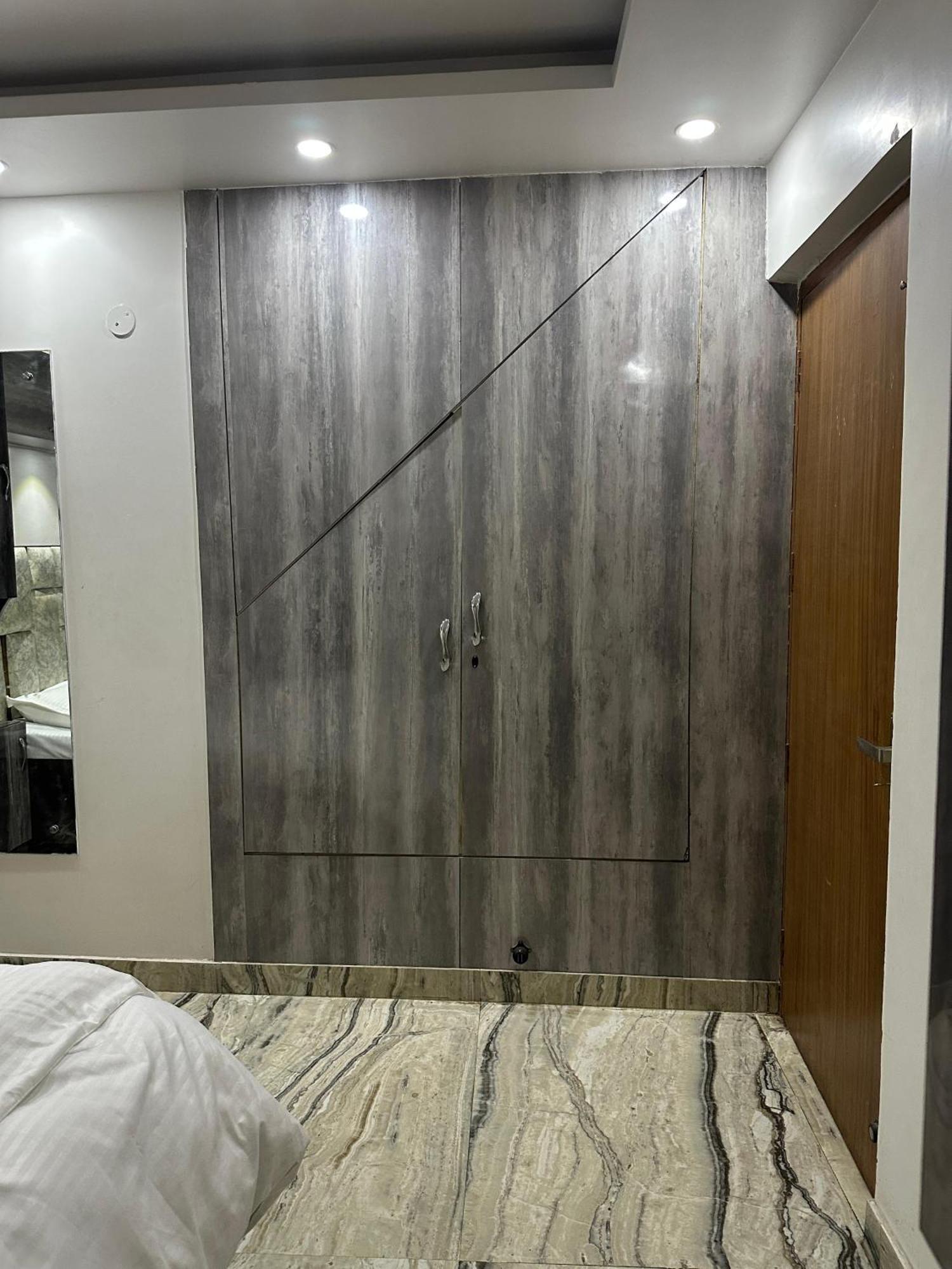 Kutir-greater Kailash-1 South Delhi Homestay New Delhi