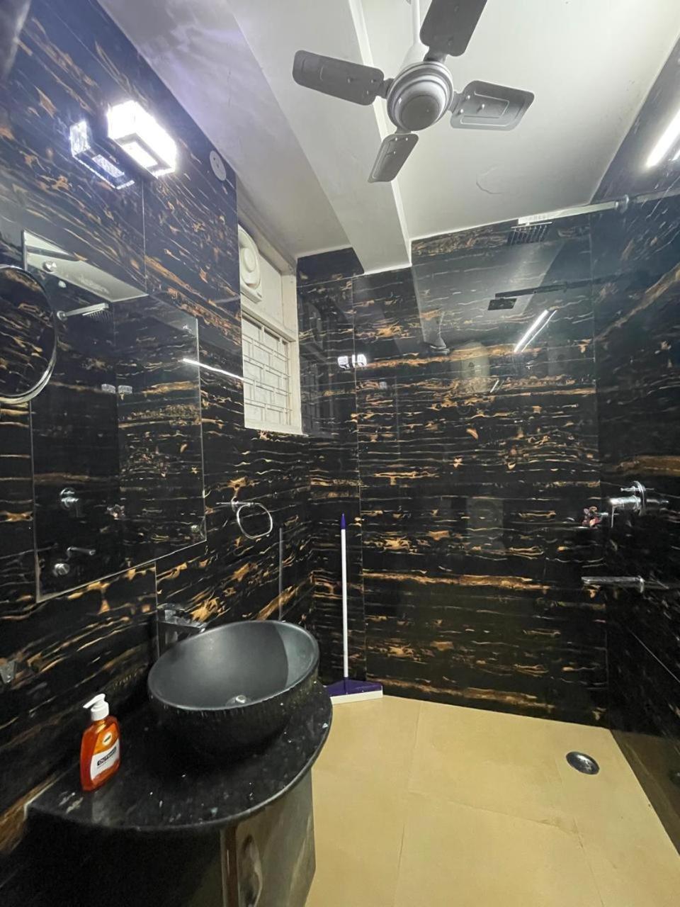 Homestay Kutir-greater Kailash-1 South Delhi *